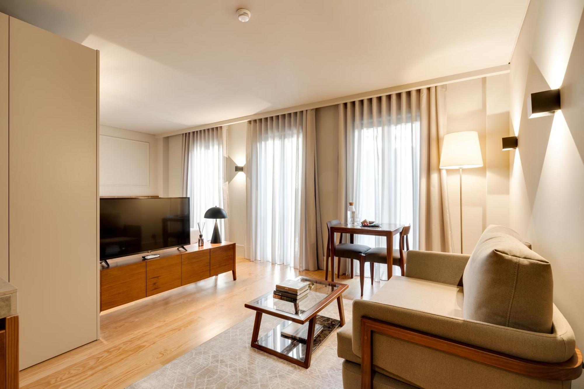 Avus M Suites And Apartments By Da'Home ポルト エクステリア 写真