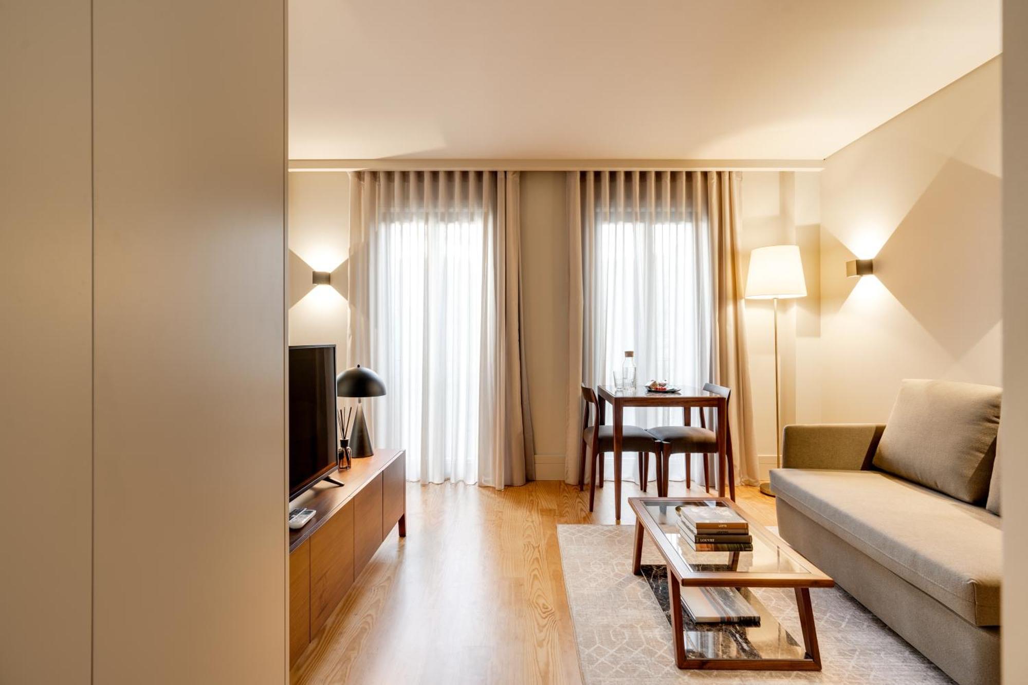 Avus M Suites And Apartments By Da'Home ポルト エクステリア 写真